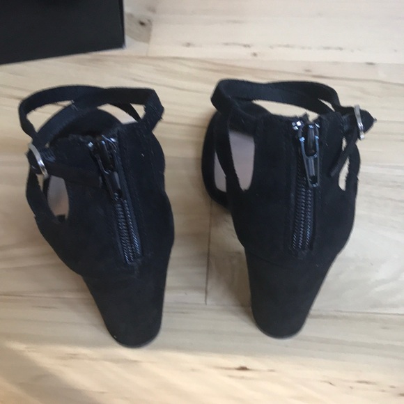 Christian Siriano Kam NWT. - Picture 2 of 8